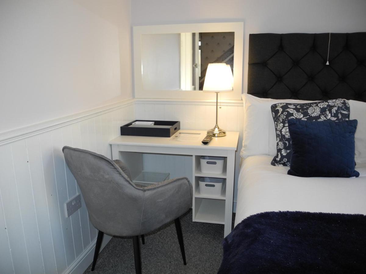 Heathcliff House B&B Exclusively For Adults Free Large Carpark Torquay Extérieur photo