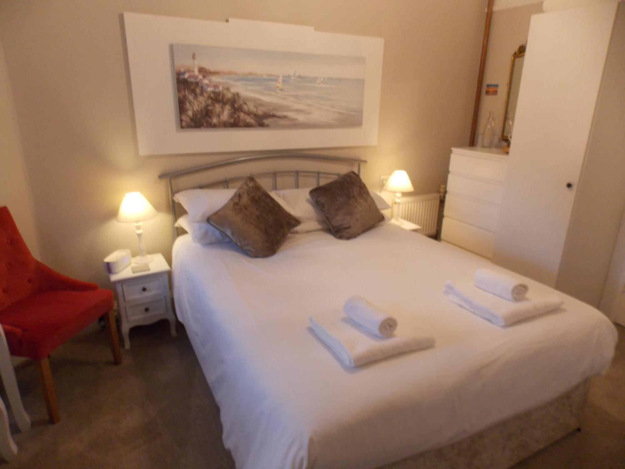 Heathcliff House B&B Exclusively For Adults Free Large Carpark Torquay Extérieur photo