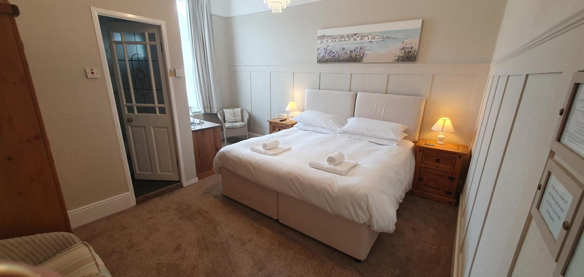 Heathcliff House B&B Exclusively For Adults Free Large Carpark Torquay Extérieur photo
