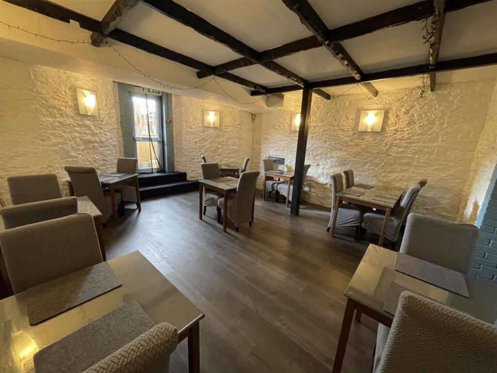 Heathcliff House B&B Exclusively For Adults Free Large Carpark Torquay Extérieur photo