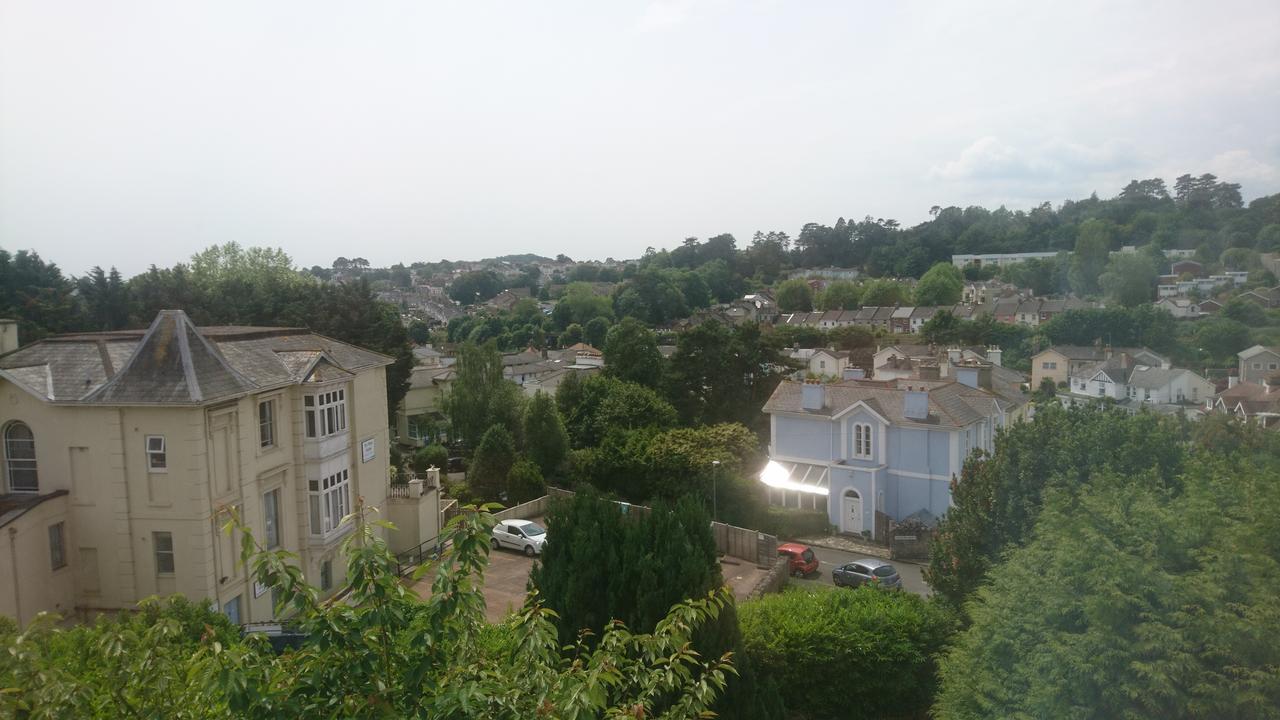 Heathcliff House B&B Exclusively For Adults Free Large Carpark Torquay Extérieur photo